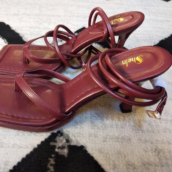 Burgundy Sandal (NWOB) - Picture 2 of 5